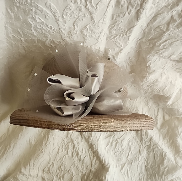 Ladies Dress hat - Picture 2 of 4